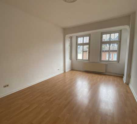 Attraktive 2-Zimmer-Wohnung mit Balkon im Stadtbezirk 7!