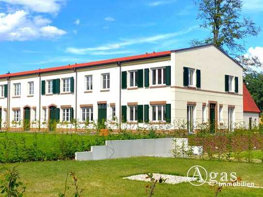 Wunderschönes Reihenendhaus im Quartier Beelitz-Heilstätten mit Garten und PKW-Stellplatz