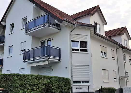 Moderne 3-Zimmer-Maisonette -Wohnung mit Balkon !!!