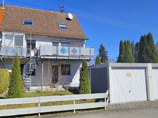 "2-Familienhaus mit schönem Garten in ruhiger Lage"