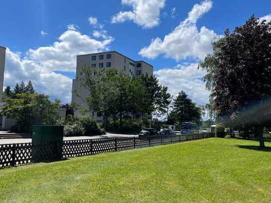 Helle, große 4-Zimmer-Wohnung mit schöner Aussicht, barrierefrei