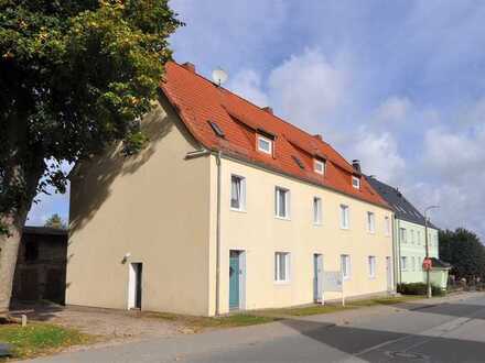 Mehrfamilienhaus mit 9 WE bei Rostock in der beliebten Stadt Schwaan mit großem Grundstück