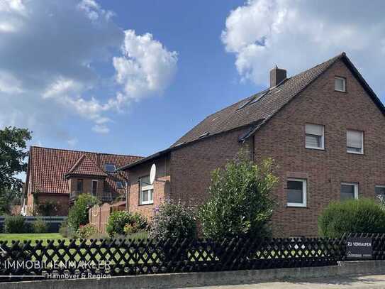 Sehr gepflegtes Mehrgenerationenhaus Wedemark-Negenborn! Zwei Wohnungen, Doppelgarage, 
3 Bäder