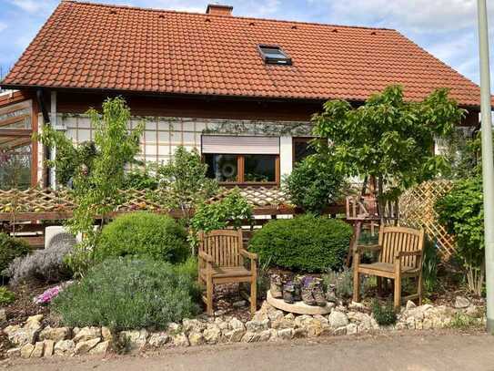 ! provisionsfrei ! 5-Zimmer-Einfamilienhaus mit besonderem Flair in Albisheim