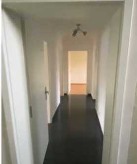 Weststadt 3 Zimmerwohnung Balkon Tageslichtbad Ablöse Küche erforderlich