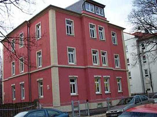 Kleines Stadthaus, ruhige Lage, 6 ETW, voll vermietet