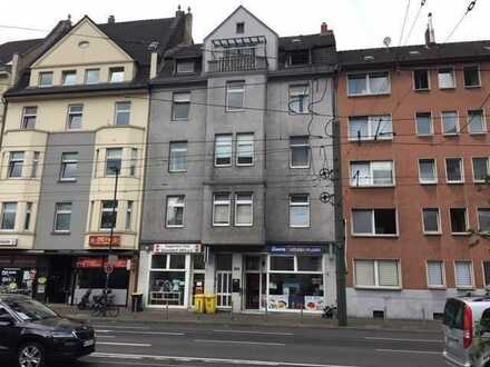 360 Grad Video 1 Zimmer mit Wohnküche 52 qm im Dachgeschoss in Düsseldorf
