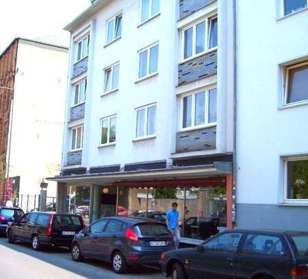 Geräumige WG-geeignete 3-Zimmer-Wohnung in Aachen, Nähe Markt