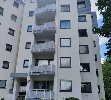 2-Zimmer-Erdgeschosswohnung mit Balkon in OF-Waldhof; S-Bahn Nähe; *Provisionsfrei*