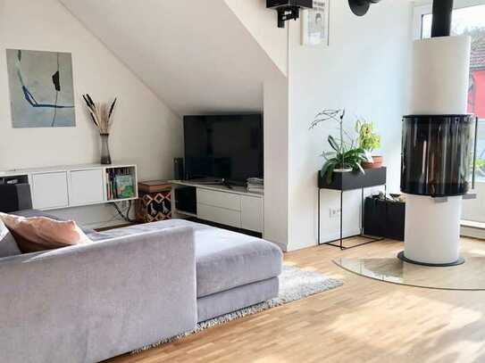 Von Privat: Stilvolle 5,5-Zimmer-Maisonette-Wohnung mit Loggia und Einbauküche in Ostfildern