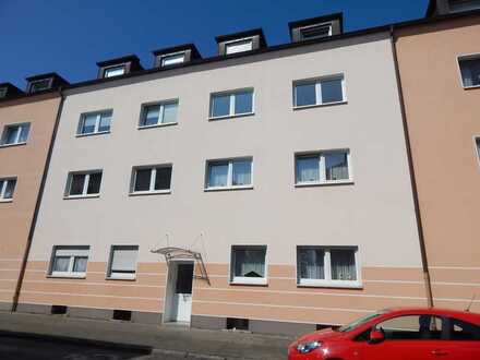 Gepflegte 2,5 Raum Wohnung und Gebäude mit wärmegedämmter Fassade in Gelsenkirchen-Schalke