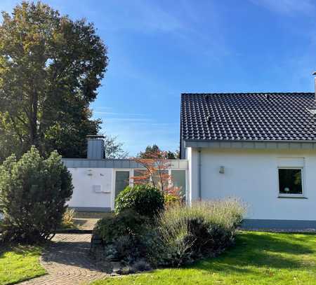 Ruhige Toplage, Haus im Haus, E-Bredeney, sonnenverwöhnte große Terrasse, offener Kamin, von privat