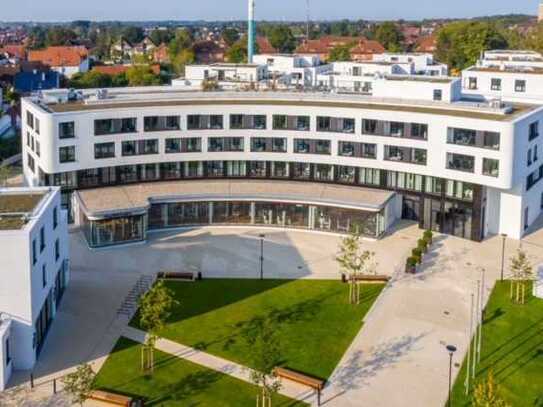 Neuwertige Ferienwohnung am Godewindpark mit Tiefgaragenplatz, Dachterrasse und großem Spa-Bereich.