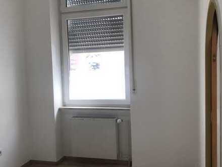 Vollständig renovierte 3-Raum-Wohnung in Ludwigshafen