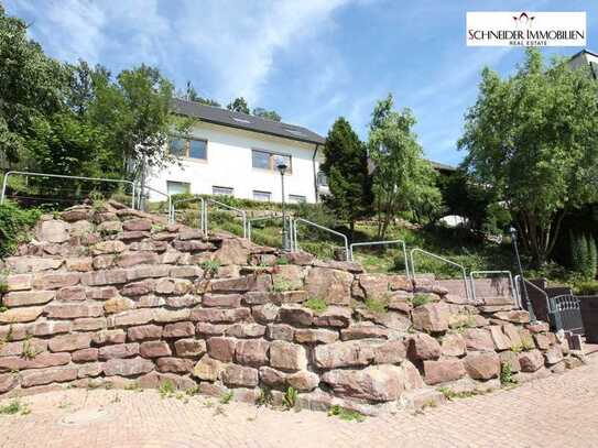 Wohntraum in Höhenlage von Calw - Ein-/Zweifamilienhaus mit sensationeller Aussicht