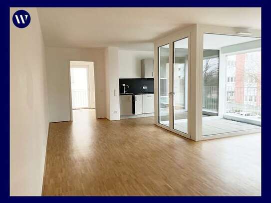 FAMILIEN-Wohnung im Neubau! 4 Zimmer mit Glaswand-Balkon, Einbauküche, Gäste-WC, Walk-In-Dusche, TG