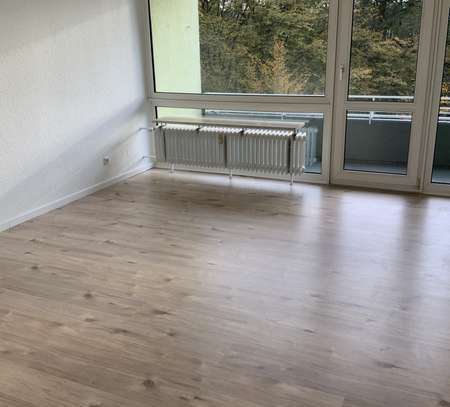 Renovierte 3,5 Zimmer Wohnung