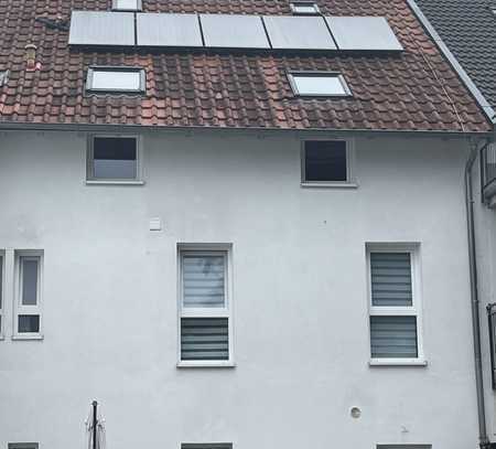 Mehrfamilienhaus mit 4 Wohneinheiten in Ober-Ramstadt