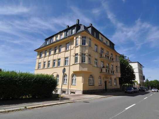 Schöne, helle 3 Zimmer Wohnung im 3. OG - Bad mit Fenster- Einbauküche