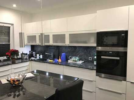 Gepflegte Wohnung mit drei Zimmern und Einbauküche in Lindenfels