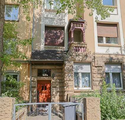 frisch renovierte und modernisierte 4-Zimmer-Wohnung mit Balkon nähe Klinikum Ludwigshafen