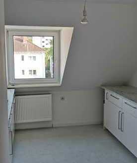 Modernisierte 2-Zimmer Dachgeschosswohnung mit und EBK in Bad Kreuznach