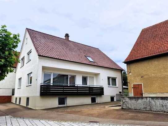 Gepflegtes Zweifamilienhaus zentral in Niederstotzingen