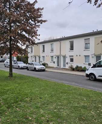 saniertes Reihenhaus mit Garten in ruhiger Lage