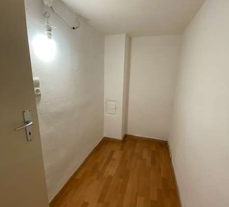 Geschmackvolle 2-Zimmer-Souterrain-Wohnung in Sulzbach (Taunus)