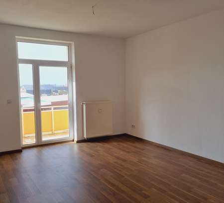 3 ZKB mit EBK, Balkon und Stellplatz in Nordhausen- Zentrum zu vermieten !