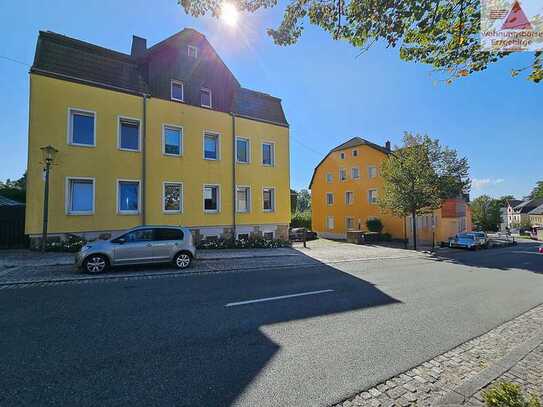 Seltenes Fundstück - 2 Mehrfamilienhäuser mit einzigartigen Entwicklungschancen