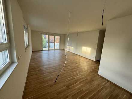 Neubau/Erstbezug 4-Zimmer-Wohnung mit Balkon in Rheinstetten