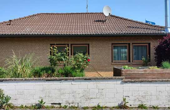 Zwangsversteigerung Reinheim OT Zeilhard prov.freier Bungalow mit 649 m² Grdstk.