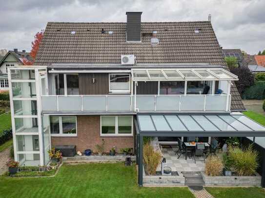 Komplett barrierefrei und zentrumsnah! Große 3-Zimmer-Wohnung mit Aufzug, Garten, Balkon und Garage