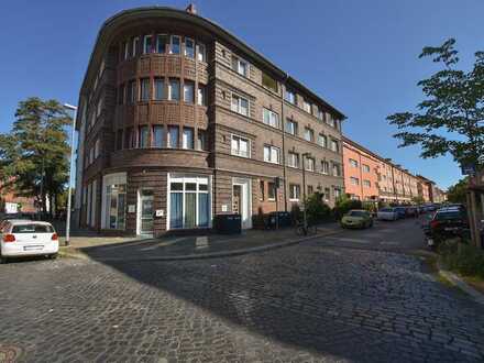 KUNZE: Kernsaniert und provisionsfrei: Erdgeschosswohnung im Döhrener Altbau!