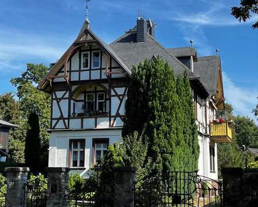 historische Fachwerkvilla mit Nebengelass