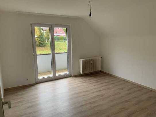 3-Zimmer-Wohnung mit EBK, Garage, Keller und Balkon in Bad Wildbad