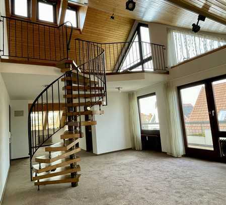 Lichtdurchflutete Galeriewohnung mit Balkon und herrlichem Ausblick in Ostfildern-Kemnat