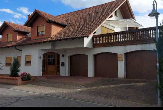 Gemütliche 3,5-Zimmer-Wohnung mit Balkon und Terrasse in Ubstadt