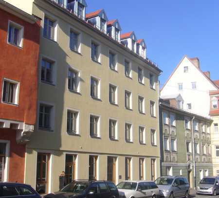 *Sanierte 3 ZKB mit Balkon zum Innenhof - Innenstadt RGB !*