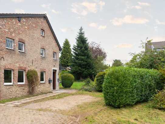 Charmantes Haus in Aachen Brand