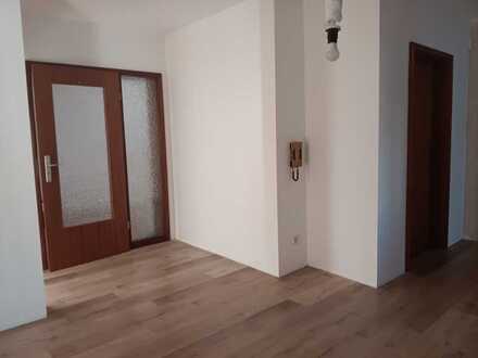 Modernisierte 4-Zimmer-Wohnung mit Balkon in Murrhardt