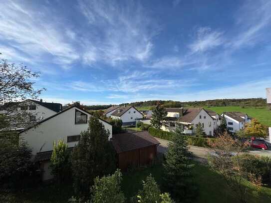 Sanierte 3,5-Zimmer-Wohnung mit Balkon und EBK in Eislingen/Fils