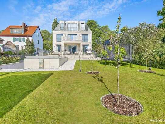 BAUGRUNDSTÜCK MIT BAUGENEHMIGUNG 
FÜR EINE MODERNE EINFAMILIENVILLA 
IN TOPLAGE VON ZEHLENDORF