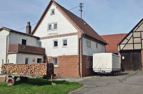 ***Bauland mit Bauernhaus und Scheune auf dem ruhigen Land***