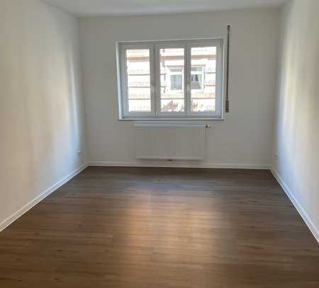 **Schöne 3-Zimmer-Wohnung im Stuttgarter Westen zu vermieten**