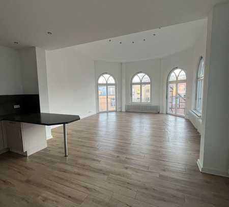 Exklusive Wohnung/Gewerbeeinheit direkt am Schweriner Pfaffenteich zu vermieten