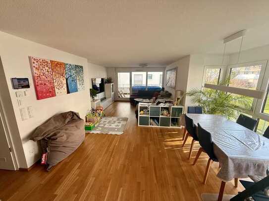 Moderne 4-Zimmer-Wohnung in Herzen von Sindelfingen - provisionsfrei