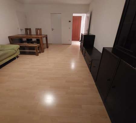 Schöne 2 Zimmer Wohnung mit Garten nähe UNI Klinik / Möbliert/ WG geeignet / EBK