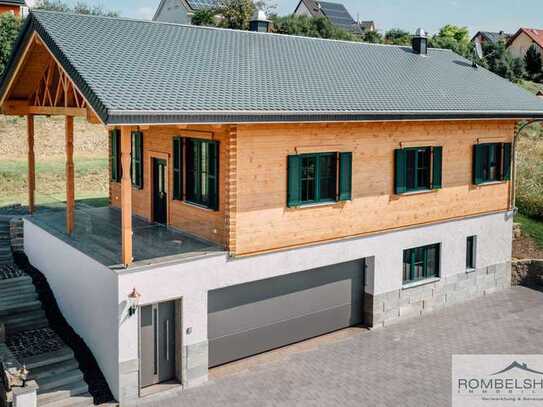 Modernes und hochwertiges Blockhaus in ruhiger Lage